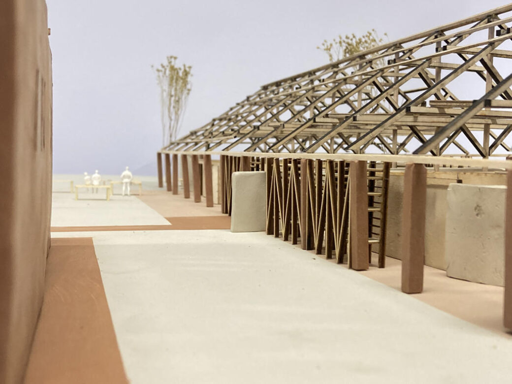 Langhuset er en gjenbrukt lagerbygning fra leireindustrien i Sandnes