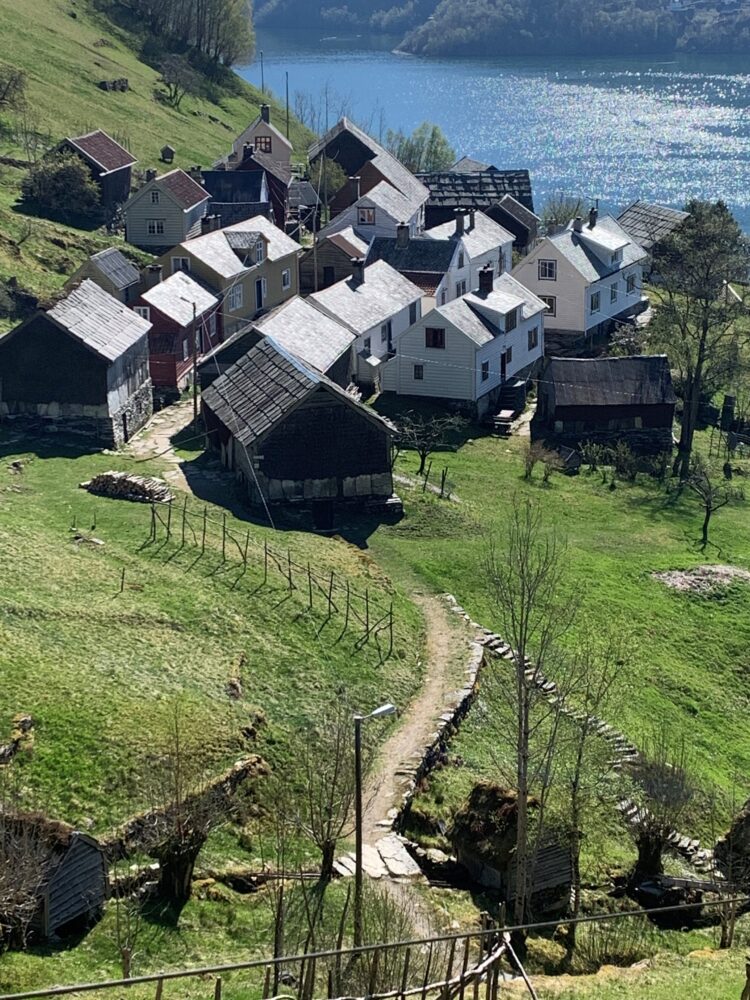 Trip to Havrå clusterfarm 1