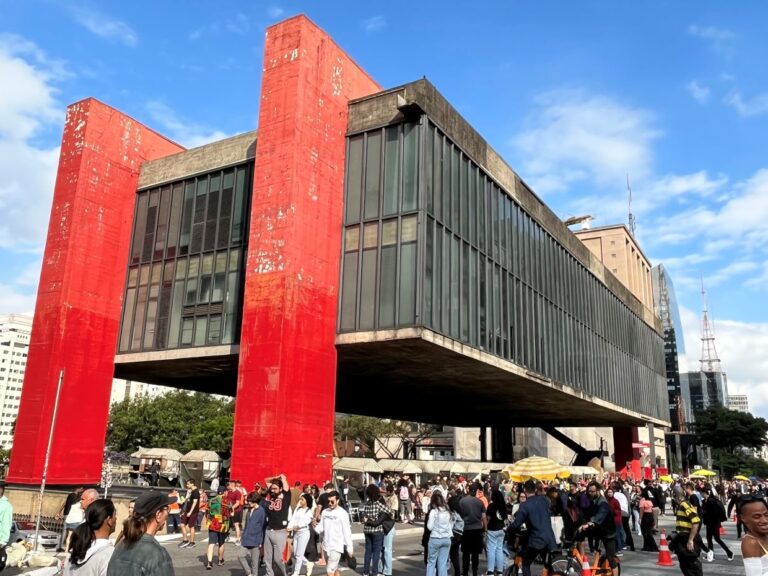 Museu de arte de São Paulo (MASP).
