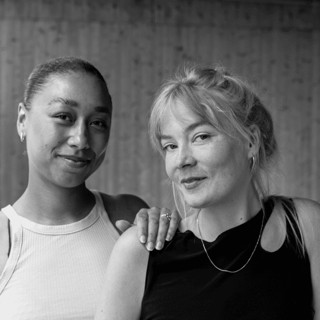 Emma Esmeralda Domino & Maia Alva Martinsen Garrido